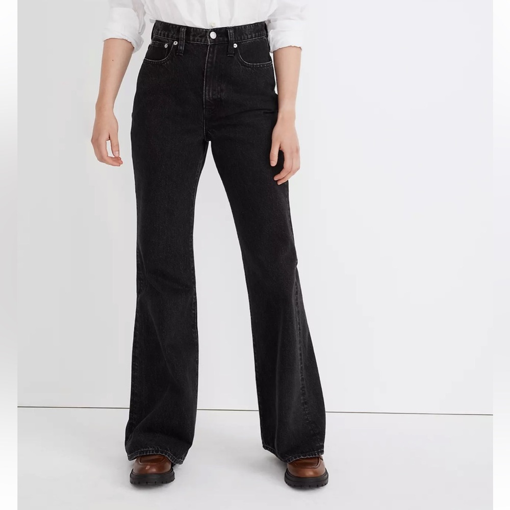 Madewell Baggy Flare Jeans in Lunar Wash
